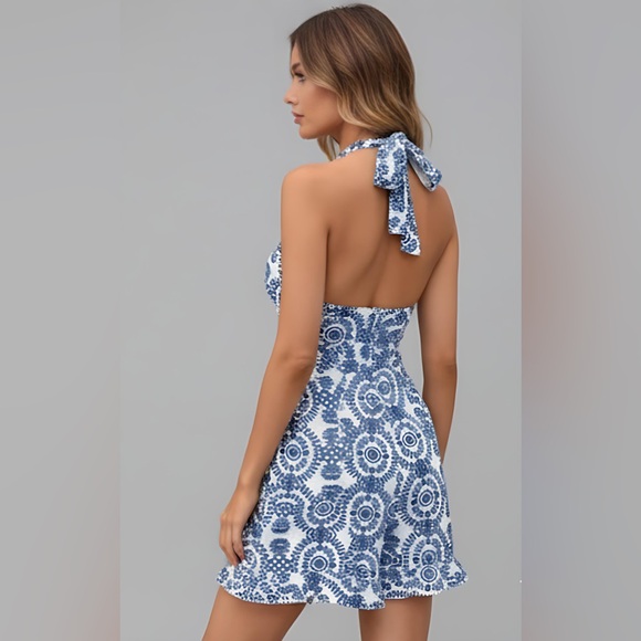 Blue Printed Halter Neck Tie Romper - Picture 6 of 8